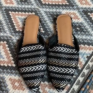 Slip-on Mules